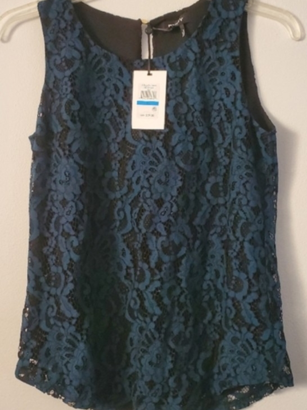 NWT DKNY Lace Sleeveless Lined Blouse Size XL